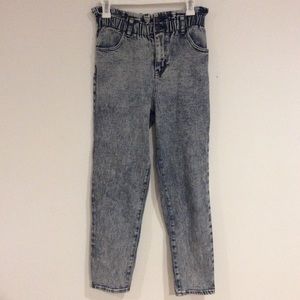 Women’s high waisted mom jeans
